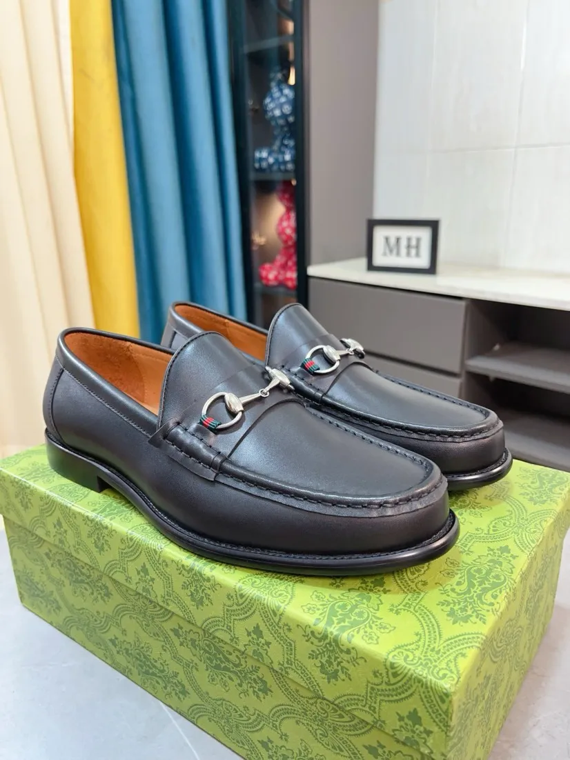 Men's Men's Shoes 💰480🌹🌹【GUCCI】The most popular classic Gucci leather shoes. Synchronized with the official website, the upper is made of Italian first-layer cowhide ➕cowhide lining, with unique brand and unique craftsmanship. Highlighting the hot style of the new year. Stop hesitating, stop wandering, get it now. Number: 38--44